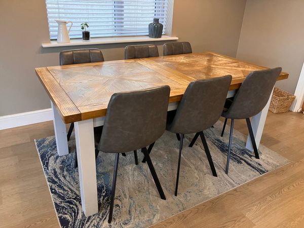 Dining Table FREE - Main image