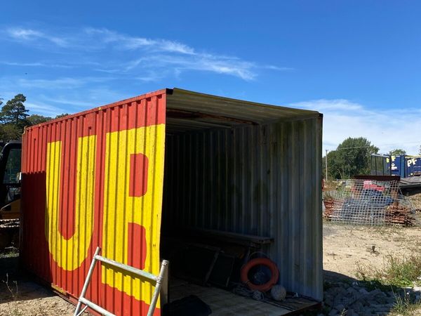 Cut open shipping container - Main image