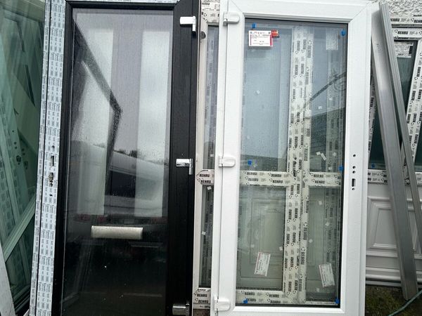 PVC door - Main image