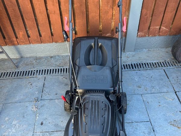 Lawnmower - Main image