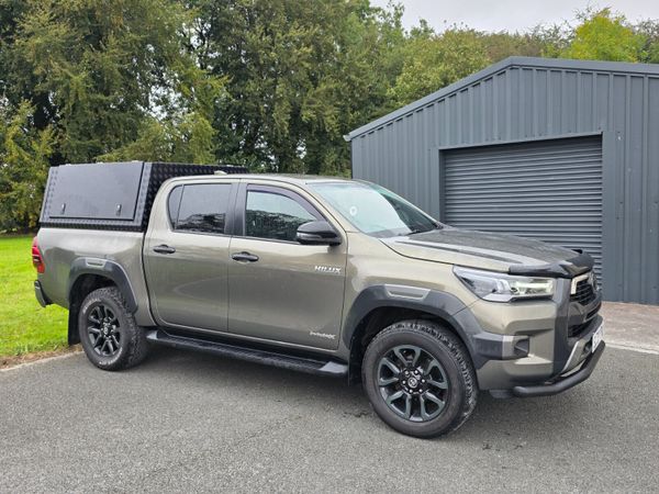 2023 Toyota Hilux 2.8 d4d Invincible X  Auto - Main image