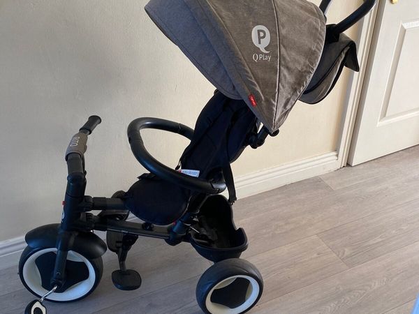Tricycle buggy - folds - Main image