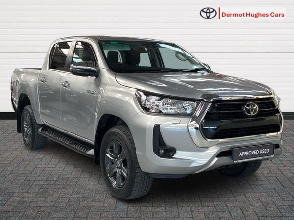 Toyota Hilux 2.8 SR5 DOUBLE CAB - Main image