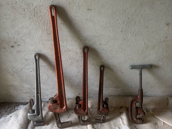 Stilsons,pipe cutter, all used - Main image
