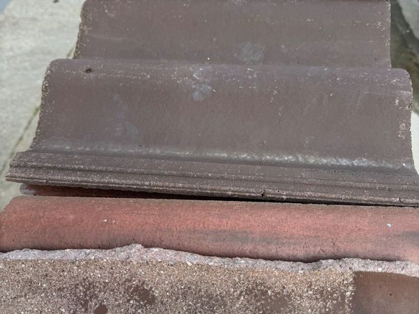 120 BROWN ROOF TILES - Main image