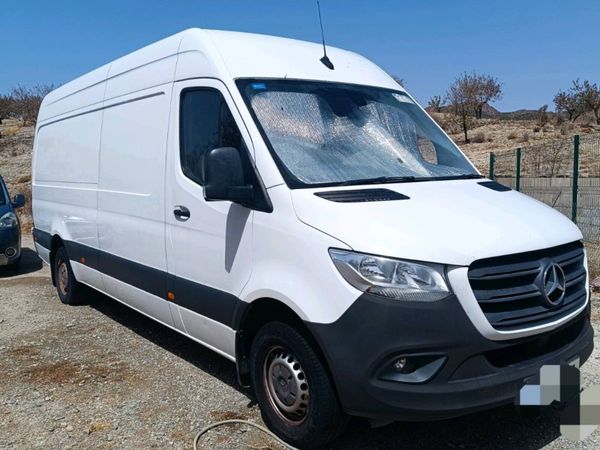 Merc sprinter - Main image
