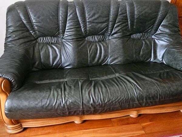 Leather  sofa and chairs - Main image