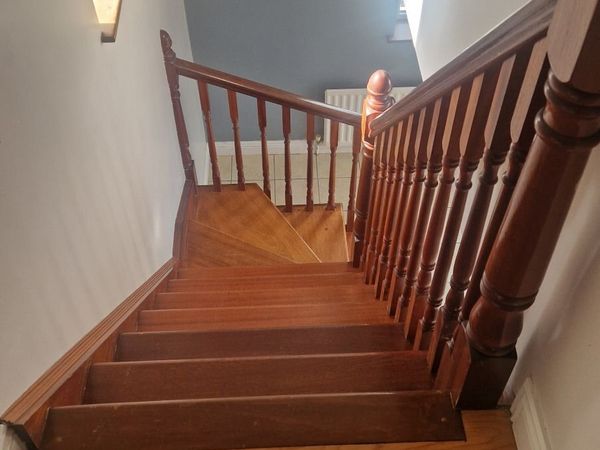 Teak stairs - Main image