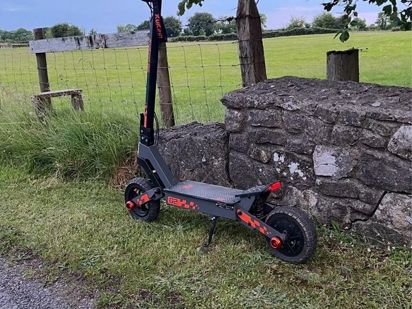Kukirn g2 e scooter - Main image
