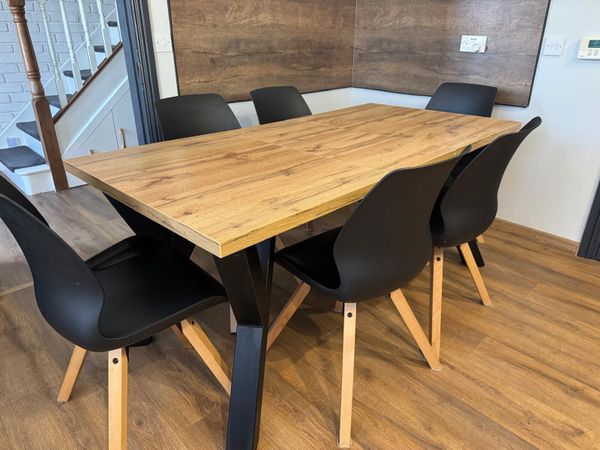 Table - Main image