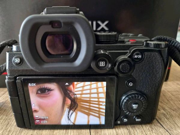 Lumix S5II - Main image