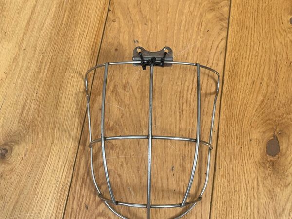 Oldstyle wide hinge guard - Main image