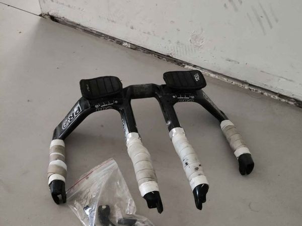 TT/Triathlon carbon handlebars - Main image