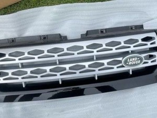 Front Grill for Land Rover Discovery - Main image