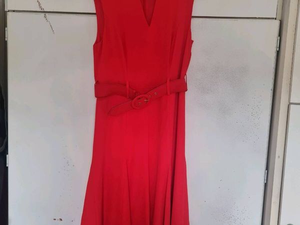 Red dress - Main image