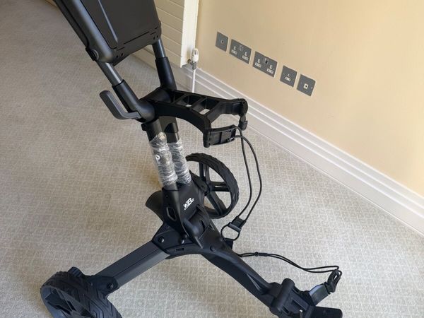 Brand New Motocaddy QB2 Golf Trolley – €200 - Main image