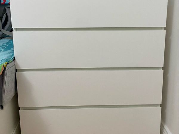 White 4-drawer chest - Main image