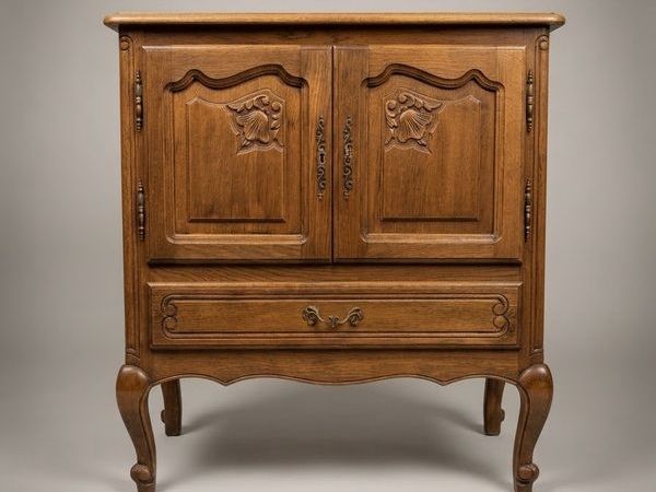 Mid-20th Century French Oak Side Cabinet - Main image