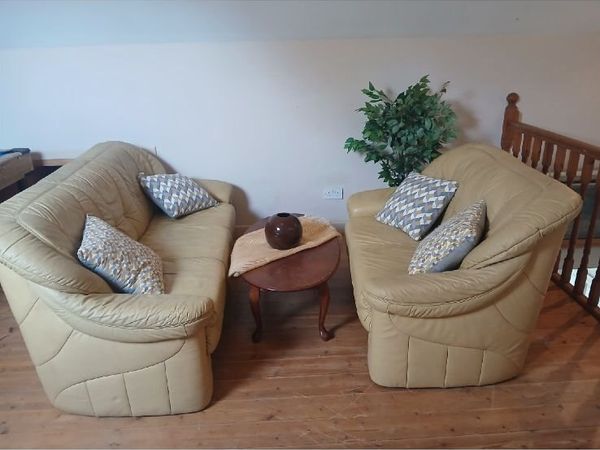 Vintage Italian genuine leather sofa 3 + 2 seater - Main image