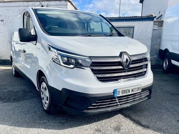 Renault Trafic LL30 Business 2.0DCI 130BHP,2023 - Main image