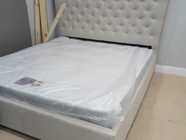 Brand new queen size bed - Main image