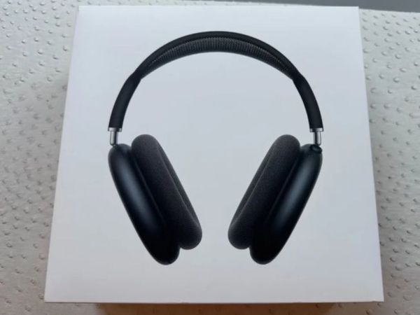 Sealed Apple AirPods Max 2 (Midnight) Brand New - Main image