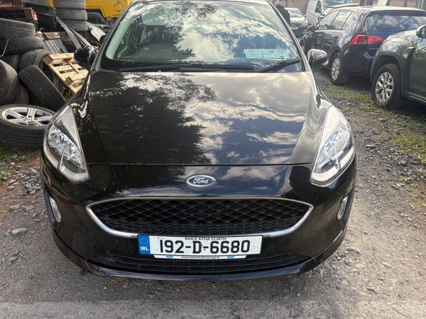 2019 Ford Fiesta drive away - Main image