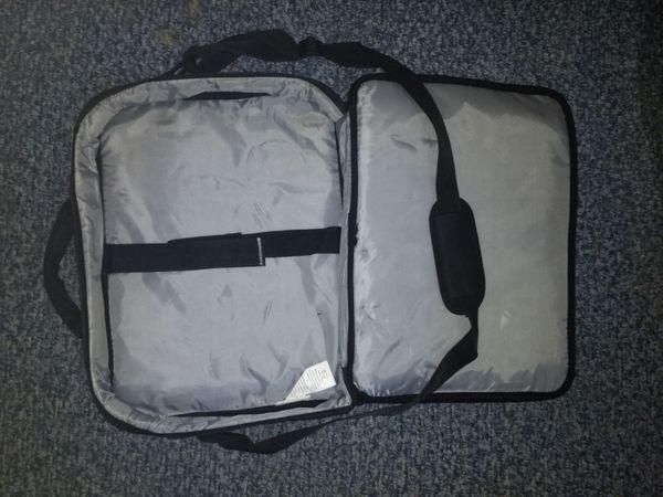 V7 Laptop Padded Case - Main image