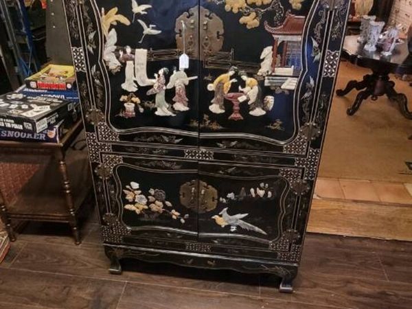 Vintage Chinese TV cabinet - Main image