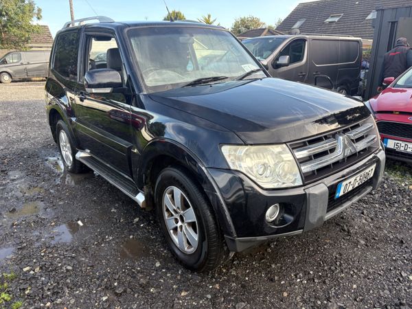 2007 Mitsubishi Pajero Automatic drive away - Main image