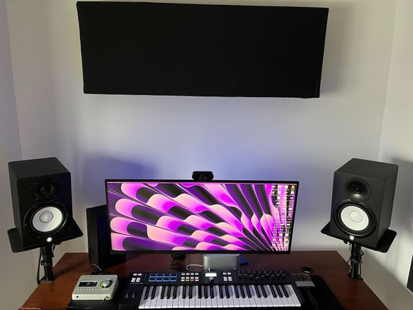 Yamaha HS7 Active Studio Monitors - Matched Pair - Main image