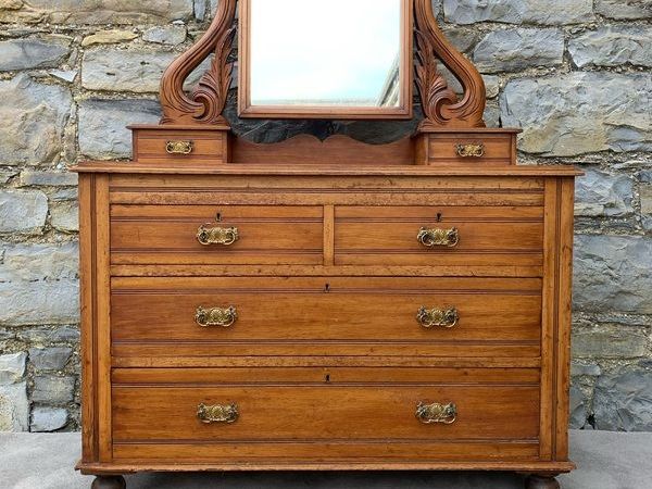 Late Victorian Oak Dressing Chest With Mirror. - Main image
