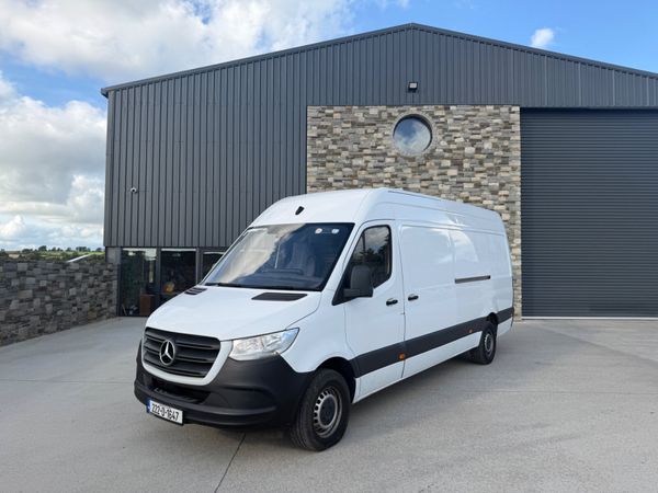 Mercedes-Benz Sprinter 2022 - Main image