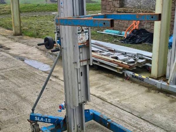 Genie SL15 Material Lift Hoist - Main image
