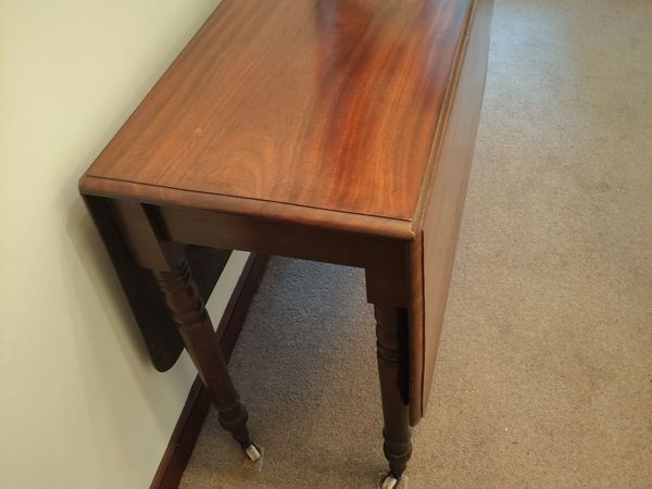 Table - Main image