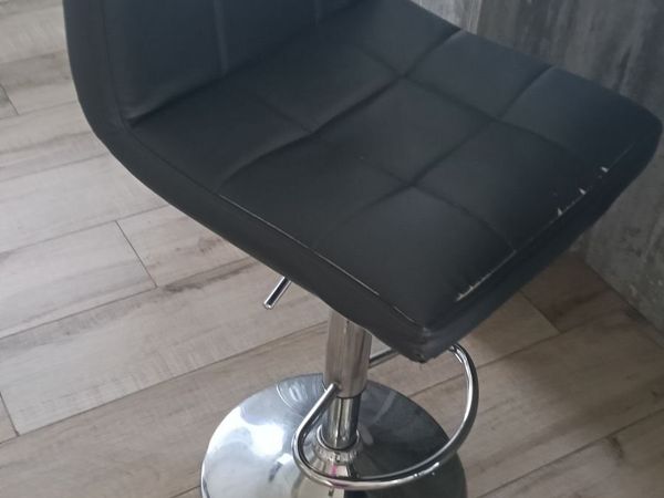 Island chairs / Bar stools - Main image