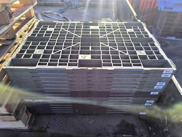 Heavy Duty Plastic Pallets - Main image