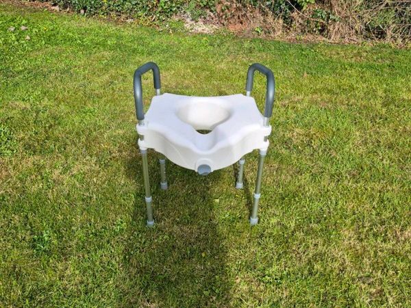 Toilet seat riser - Main image