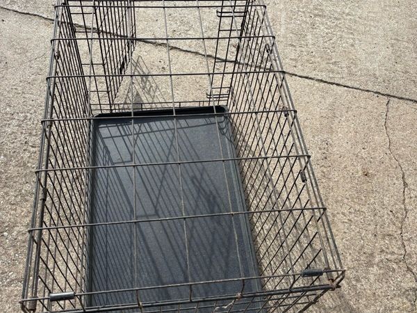 DOG CRATE, LITTLE USED - Main image