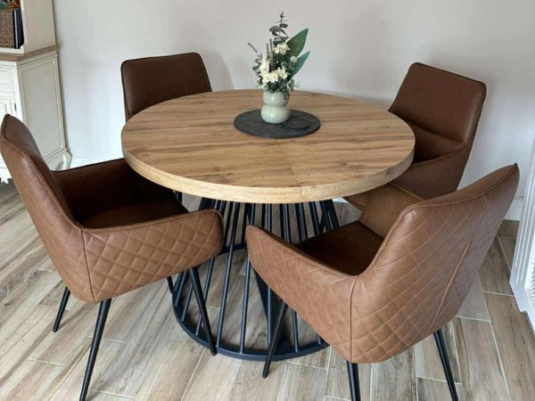 x4 New Becky genuine leather chairs - Main image
