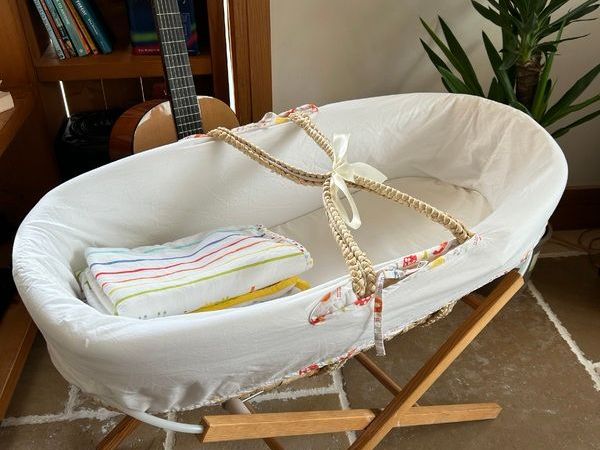 Moses Basket & Stand Bundle - Main image