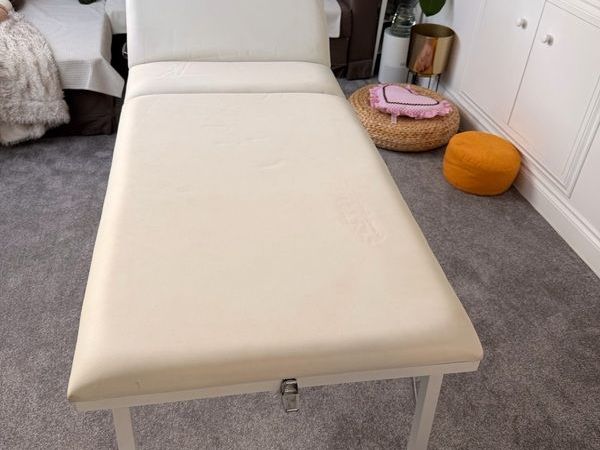 Massage Table for free - Main image