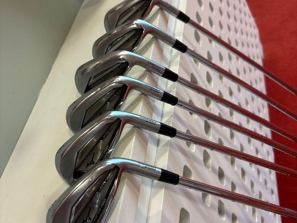 Mizuno JPX 921 Hot Metal Pro (5-PW) Red - Main image