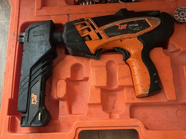 Paslode spit gun P560 - Main image