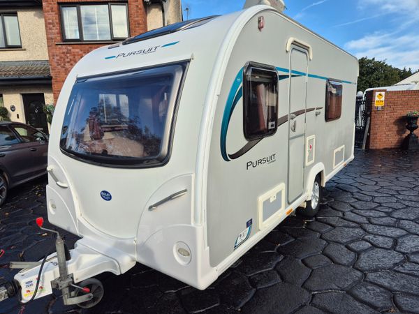 2015  Fixed  Bed  Bailey  Pursuit  430/4 - Main image