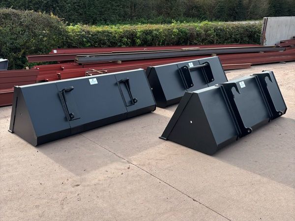 7ft6 Telehandler Buckets - Main image