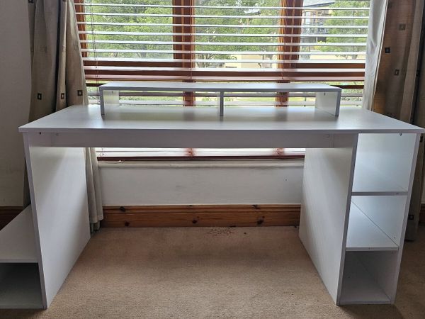 Desk - Main image