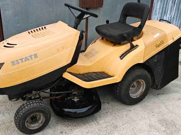 Stiga ride on mower - Main image