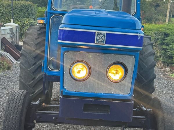 Tractor - Main image