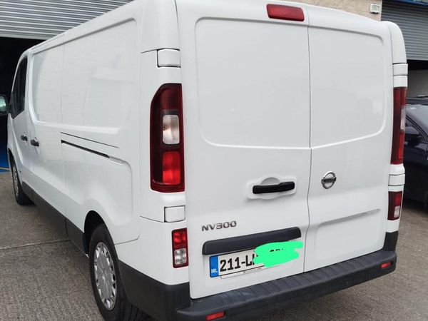 Nissan NV300 2021 - Main image